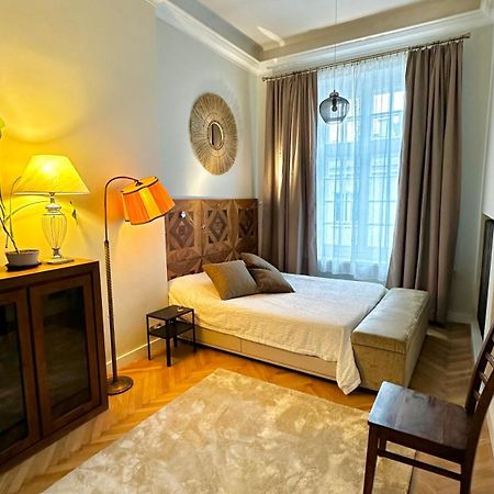 4M High Apartment In Heart Of Warsaw! Exteriér fotografie